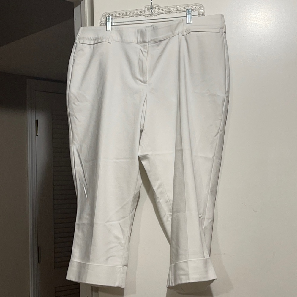 Cuffed leg capris
